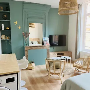 Appartement Proximite Gares De